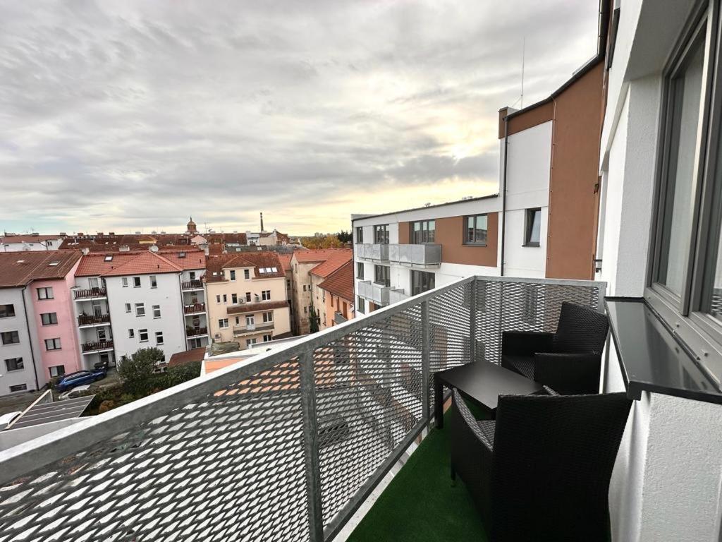Sky Apartments 512 Plzeň Exterior foto